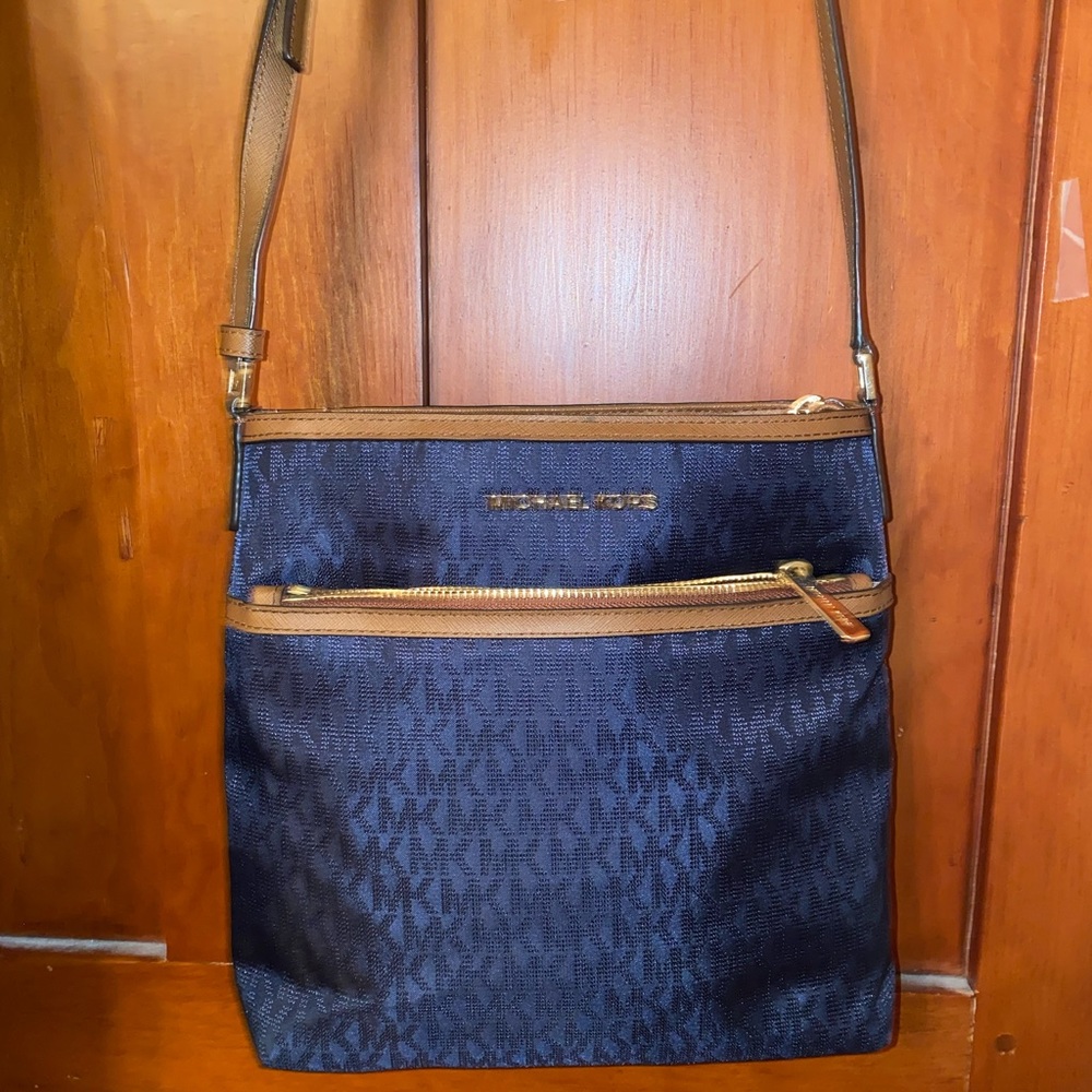 Michael Kors Crossbody
